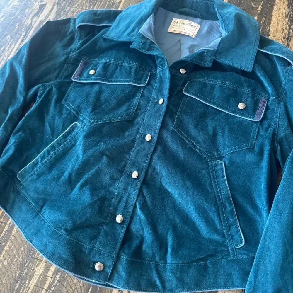 We The Free by FREE PEOPLE - Oversized Teal Corduroy Snap Jacket – Size SMALL